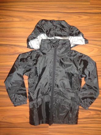 Černá šusťáková nepromokavá bunda, 104