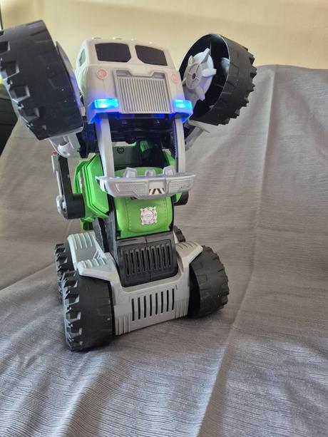 Mluvící auto polelář stinky-matchbox (vč. baterií),