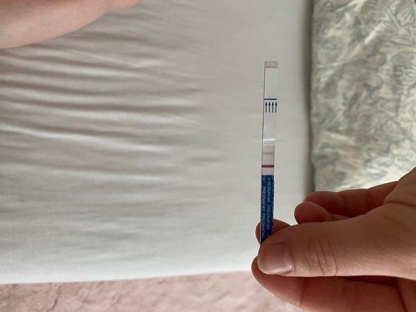 Těhotenský test. Duch?