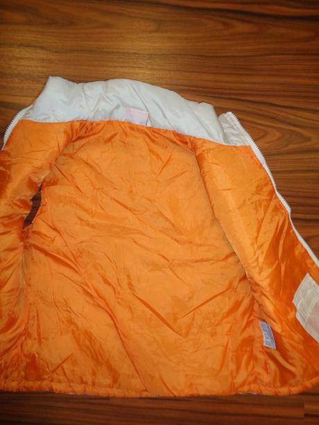 Bílooranžová přechodová vesta, 152