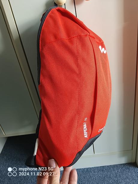 Batoh "decathlon-quechua" oranžovo-šedá, 