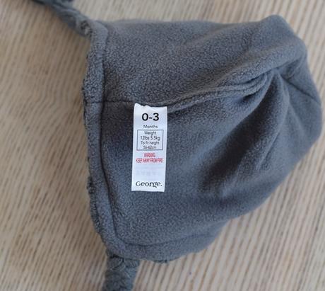 Čepice vel. 0 - 3 m, george,62