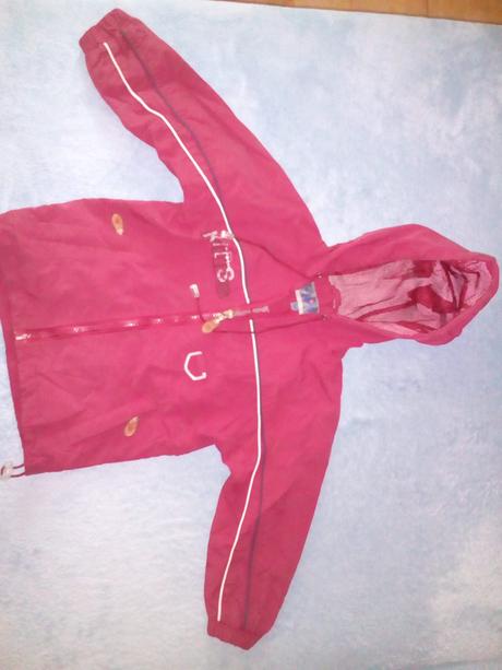 Šusťáková bundička, 98