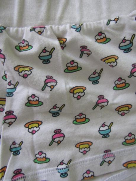 2x letní pyžamko, mia a kitty, h&m,110