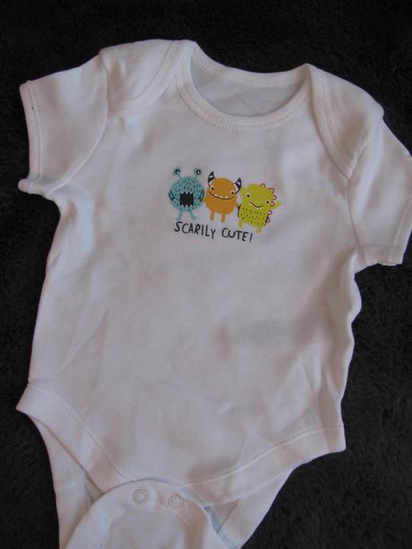 Bílé kojenecké body s obrázkem - unisex 0-3 měs., primark,62