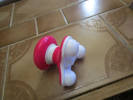 Masážní pomůcka s vibrací, plně funkční, 