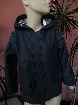 Nepromokavá bunda, 116