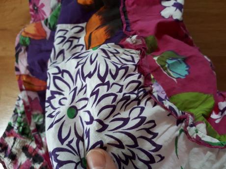 Krásné lehoučké veselé kyti šatičky, lindex,98