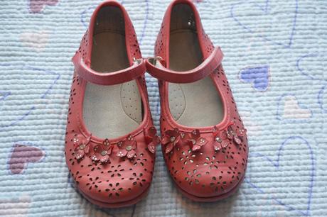 33 34 vzdušné balerínky s kamínky, 33