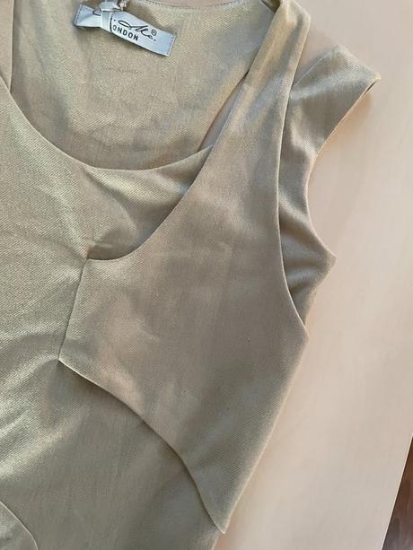 Nové béžové šaty, vel s, ce me, s