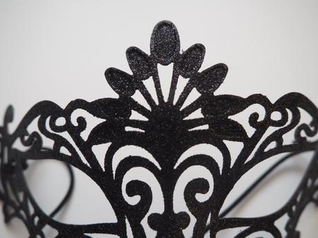 Karnevalová škraboška, 