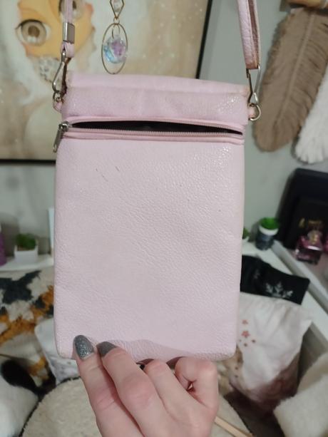 Malá kabelka crossbody, 