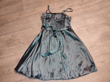 Stříbrné společenské, plesové šaty vel. s, s