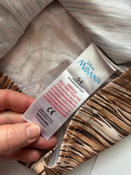 An22/ kostým moana - v. 5/6 let,