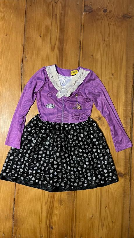 Kostým/šaty babička drsňačka david walliams,