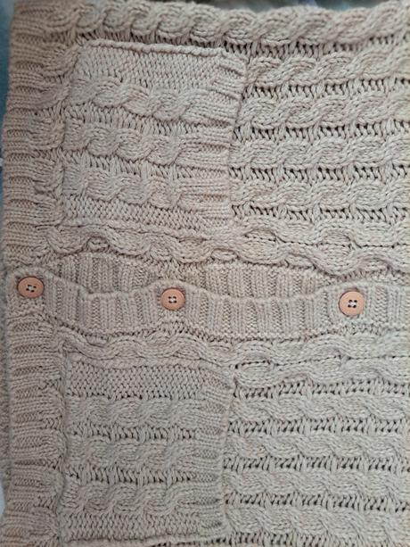 Svetr s kapucí, reserved,104