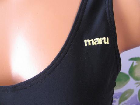 Dámské jednodílné černé plavky maru, 38