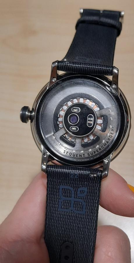 Chytré hodinky samonabíjecí sequent ag s22, sequent