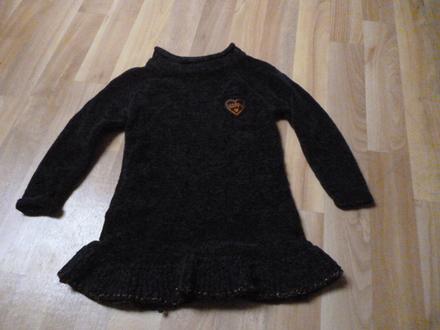 Delší svetr vel. 2-4, 98