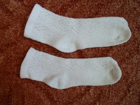 Bílé krajkové ponožky 22-23, 28