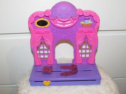 Little pony podium, 