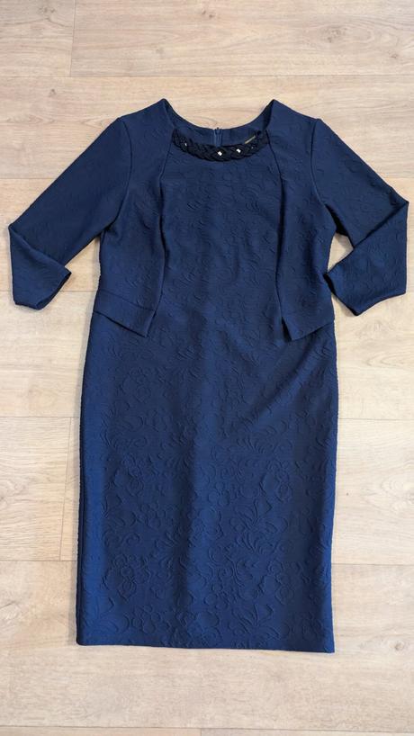 Pěkné společenské šaty maxim vel. 42, 42