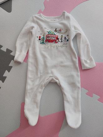 Vánoční overal/pyžámko, 62