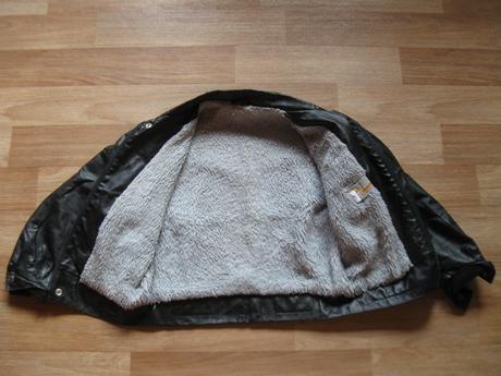 Kožená bunda, 146