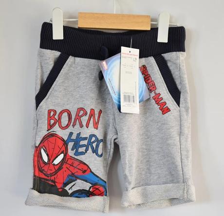 Kraťasy vel. 18 - 24m, 92