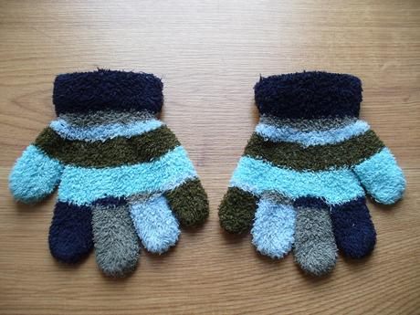 Měkké chlupaté rukavice na 6-7 let, xs