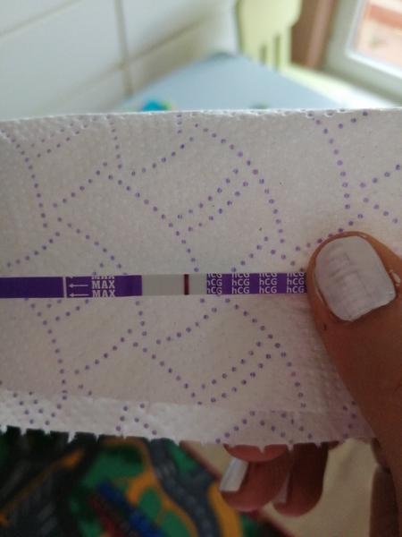 Jsou mé příznaky příznakem těhotenství? Zpoždění menstruace.