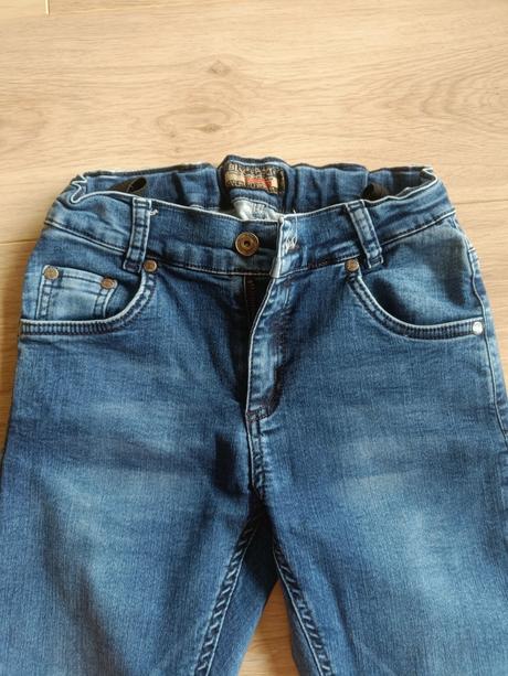 Rifle, velikost 152, kids fashion,152