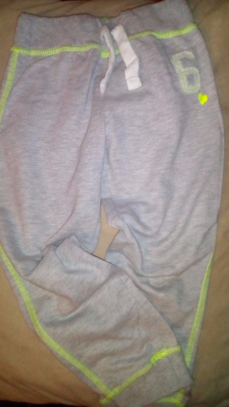 Dívčí tepláky - 116, st. bernard,116