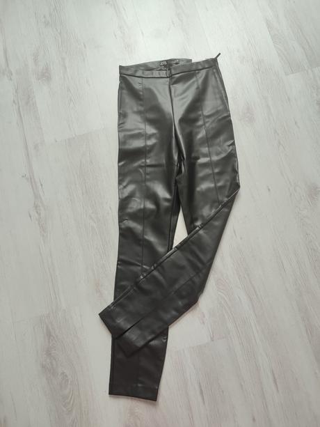 Nové koženkové legíny zara, velikost s, zara,s