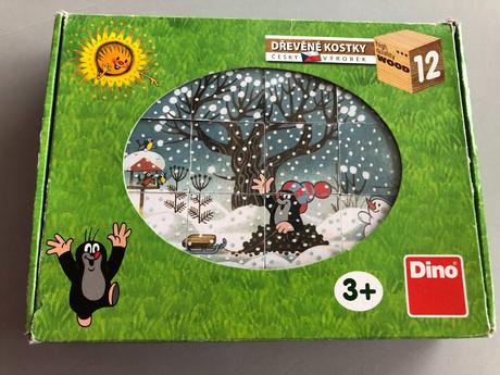 12 dřevěných kostek krtkův barevný rok 3+ dino,
