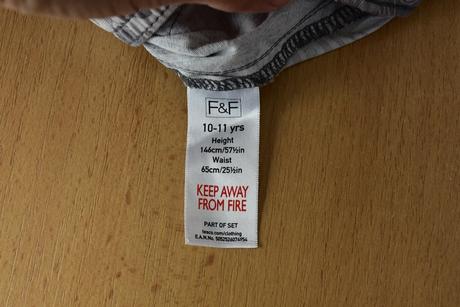 Kraťasy vel. 10 - 11 let, f&f,146