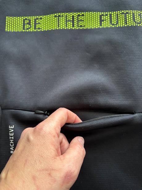 K5/ mikina  s kapuci sportovní - v.9/10 let, st. bernard,140