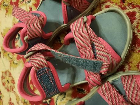 2x sandálky 24/25, quechua,24