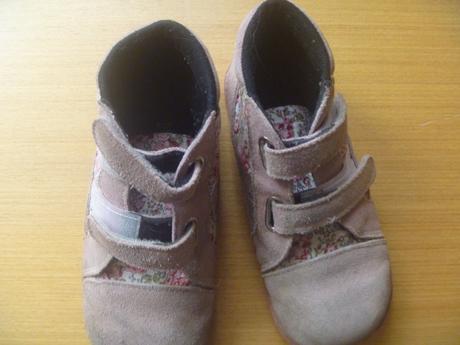 Růžové barefoot kotníčkové boty s kytičkami v. 32, tipsietoes,32