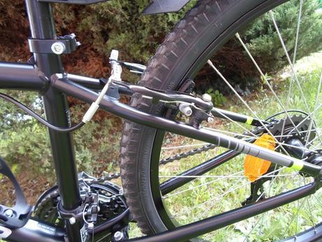 Černé dětské kolo 9-12 let, 24" palců, 24