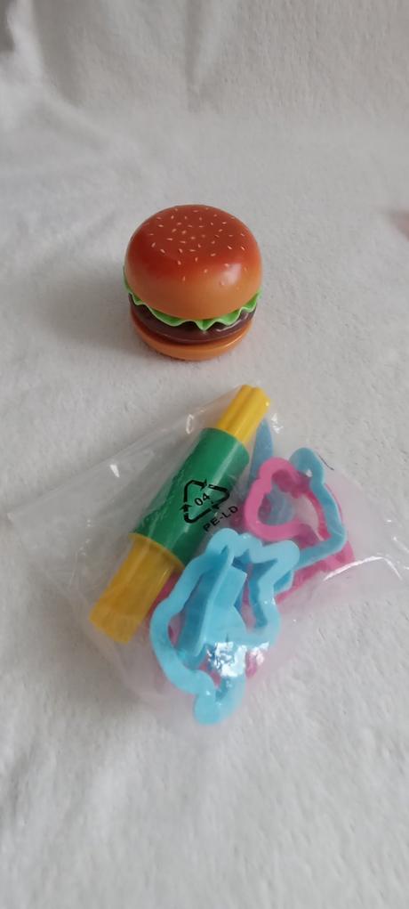 Plastelínový hamburgerový set playgo + doplňky nav,