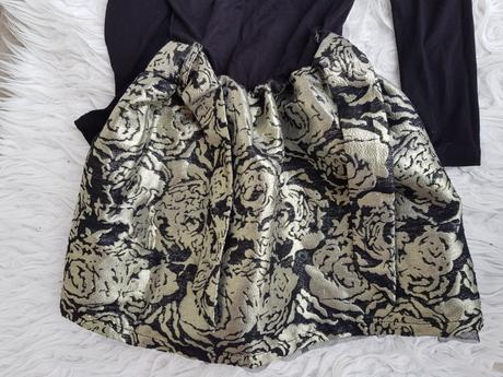 Slavnostni šaty s brokátovou sukní 6-7 let, reserved,122