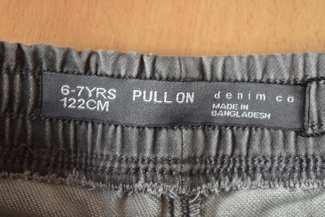 Kraťasy vel. 6 - 7 let, primark,122