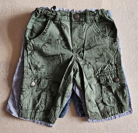 4x chlapecké kraťasy (jedny plavkové), vel.110-116, 110