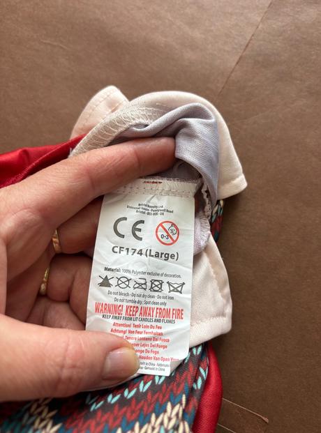 An20/ kostým děvečka - v.cca 5/6 let, 