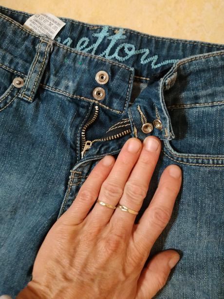 Značkové kraťasy vel.122, benetton,122