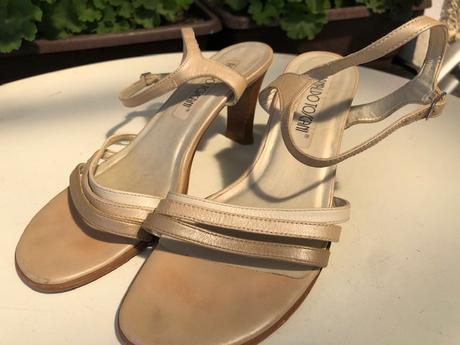 Arnaldo toscani 37 bezove sandaly na podpadku, 37