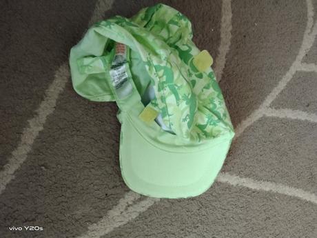 2 oboustranné kloboučky, 80