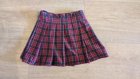 T481 pěkná suknička sinsay vel. 110, sinsay,110