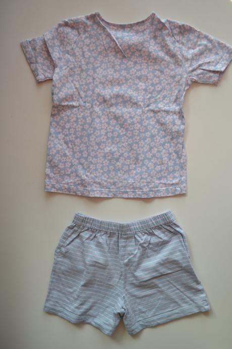 Bavlněné letní pyžamko s kytičkami, tcm,110